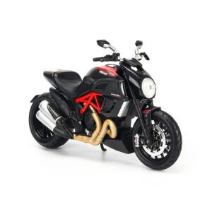 mo-hinh-do-choi-sieu-xe-ducati-diavel-carbon-112